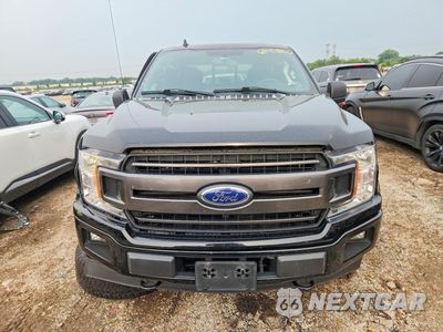 Piąte zdjęcie samochodu w środku: 2018 FORD F150 SUPERCREW VIN:1FTEW1EP4JFE02389 - miniatura