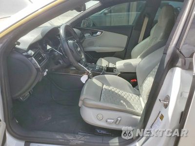Zdjęcie 7 z 12 samochodu: 2016 AUDI RS7 VIN:WUAW2AFC8GN900303 - miniatura