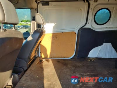 Zdjęcie 11 z 14 samochodu: 2015 FORD TRANSIT CONNECT XL DELIVERY VAN VIN:NM0LS7E72F1179101 - miniatura