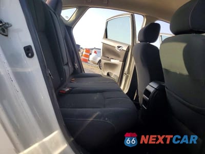 Zdjęcie 10 z 13 samochodu: 2015 NISSAN SENTRA S VIN:3N1AB7AP3FY282915 - miniatura