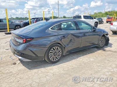 Trzecie zdjęcie samochodu z tyłu: 2024 HYUNDAI SONATA HYBRID SEL VIN:KMHL34JJ7RA089619 - miniatura