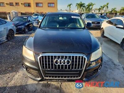 Piąte zdjęcie samochodu w środku: 2013 AUDI Q5 PREMIUM HYBRID VIN:WA1C8AFP2DA047251 - miniatura