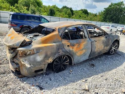 Trzecie zdjęcie samochodu z tyłu: 2020 TOYOTA CAMRY SE VIN:4T1G11AK7LU316070 - miniatura