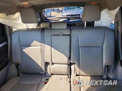 Zdjęcie 10 z 14 samochodu: 2015 TOYOTA HIGHLANDER XLE VIN:5TDJKRFH2FS095313 - miniatura