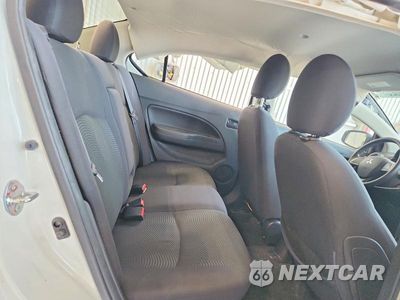 Zdjęcie 10 z 12 samochodu: 2017 MITSUBISHI MIRAGE G4 ES VIN:ML32F3FJ8HHF12357 - miniatura