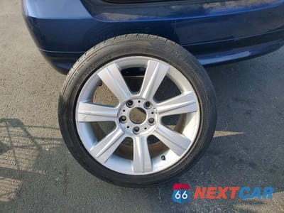 Zdjęcie 12 z 13 samochodu: 2006 BMW 325 I VIN:WBAVB13506PS66709 - miniatura
