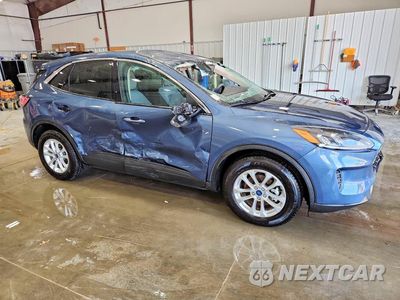 Czwarte zdjęcie samochodu z boku: 2020 FORD ESCAPE SE VIN:1FMCU0G61LUB96292 - miniatura