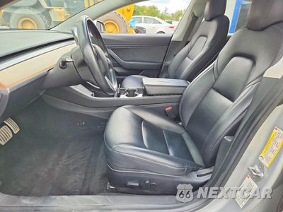 Zdjęcie 7 z 13 samochodu: 2018 TESLA MODEL 3 VIN:5YJ3E1EB5JF083393 - miniatura