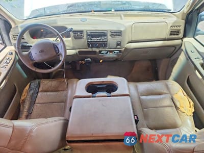 Zdjęcie 8 z 12 samochodu: 2001 FORD F250 SUPER DUTY VIN:1FTNW21LX1EB00023 - miniatura