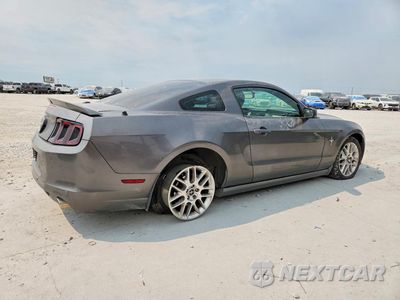 Trzecie zdjęcie samochodu z tyłu: 2014 FORD MUSTANG VIN:1ZVBP8AM3E5247864 - miniatura