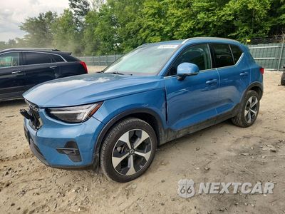 2025 VOLVO XC40 PLUS YV4L12UE8S2601544 - główne zdjęcie licytacji z USA - miniatura