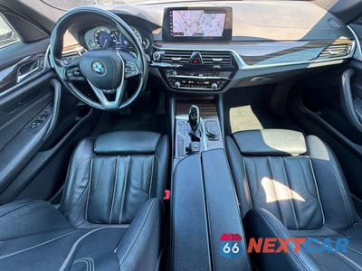 Zdjęcie 9 z 10 samochodu: 2018 BMW 530XE VIN:WBAJB1C56JB084145 - miniatura