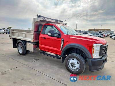 Czwarte zdjęcie samochodu z boku: 2024 FORD F550 SUPER DUTY DUMP TRUCK VIN:1FDUF5HN8RDA25596 - miniatura