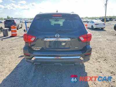 Zdjęcie 6 z 12 samochodu: 2017 NISSAN PATHFINDER SV VIN:5N1DR2MN3HC609985 - miniatura