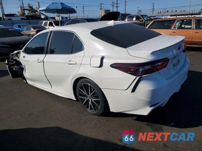 Drugie zdjęcie samochodu z przodu: 2021 TOYOTA CAMRY HYBRID SE VIN:4T1G31AK3MU028364 - miniatura