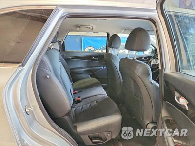 Zdjęcie 11 z 14 samochodu: 2020 KIA SORENTO LX VIN:5XYPGDA39LG630110 - miniatura