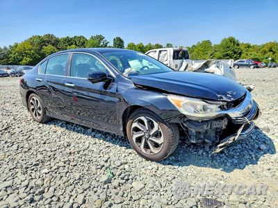 Czwarte zdjęcie samochodu z boku: 2017 HONDA ACCORD EX VIN:1HGCR2F7XHA181621 - miniatura