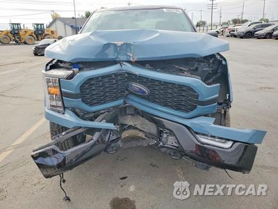 Piąte zdjęcie samochodu w środku: 2023 FORD F150 SUPERCREW VIN:1FTFW1E83PKF88648 - miniatura