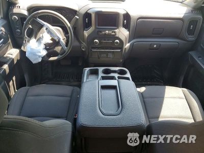 Zdjęcie 8 z 12 samochodu: 2023 CHEVROLET SILVERADO K1500 VIN:3GCPDAEKXPG106559 - miniatura