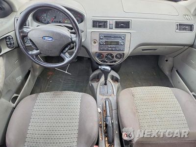 Zdjęcie 8 z 12 samochodu: 2005 FORD FOCUS ZX4 VIN:1FAFP34N75W155328 - miniatura