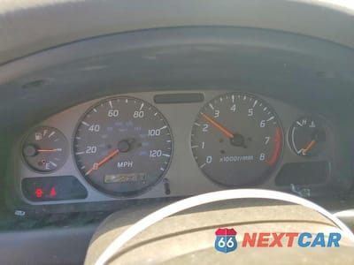 Zdjęcie 9 z 12 samochodu: 2001 NISSAN SENTRA XE VIN:3N1CB51D21L425930 - miniatura