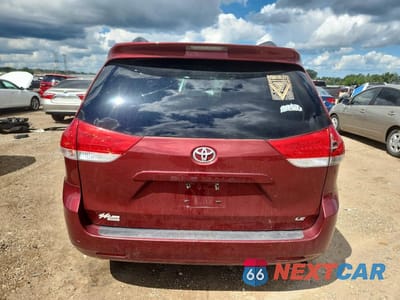 Zdjęcie 6 z 13 samochodu: 2014 TOYOTA SIENNA LE VIN:5TDKK3DC9ES516807 - miniatura