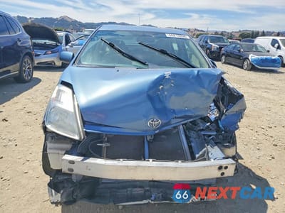 Piąte zdjęcie samochodu w środku: 2005 TOYOTA PRIUS BASE VIN:JTDKB20U053088541 - miniatura