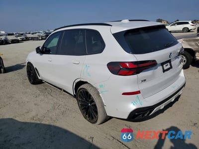Drugie zdjęcie samochodu z przodu: 2026 BMW X5 M60I VIN:5UX33EU03T9298487 - miniatura