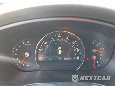 Zdjęcie 9 z 13 samochodu: 2017 KIA SORENTO EX VIN:5XYPH4A58HG253274 - miniatura