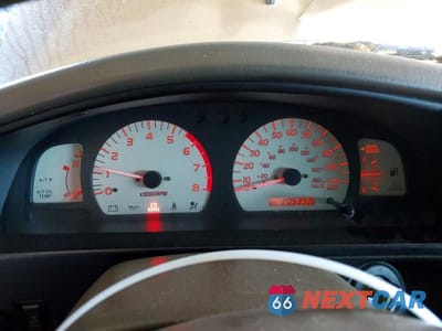 Zdjęcie 9 z 12 samochodu: 2002 TOYOTA TACOMA V6 VIN:5TEWN72N82Z044182 - miniatura