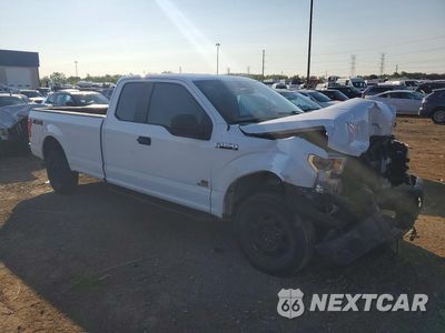 Czwarte zdjęcie samochodu z boku: 2017 FORD F150 SUPER CAB VIN:1FTEX1EF6HKD35980 - miniatura