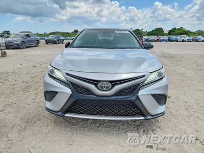 Piąte zdjęcie samochodu w środku: 2020 TOYOTA CAMRY XSE VIN:4T1K61AK3LU366024 - miniatura