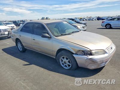 Czwarte zdjęcie samochodu z boku: 1998 TOYOTA CAMRY LE VIN:JT2BG22K3W0181840 - miniatura