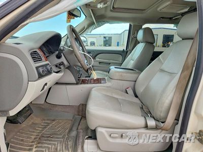Zdjęcie 7 z 12 samochodu: 2013 CHEVROLET TAHOE K1500 LTZ VIN:1GNSKCE09DR351821 - miniatura