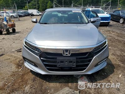 Piąte zdjęcie samochodu w środku: 2018 HONDA ACCORD TOURING HYBRID VIN:1HGCV3F90JA016086 - miniatura