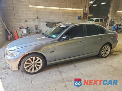 2011 BMW 328 XI WBAPK7G50BNN48828 - główne zdjęcie licytacji z USA - miniatura