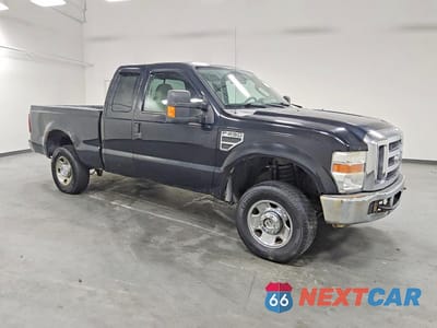 Czwarte zdjęcie samochodu z boku: 2008 FORD F250 SUPER DUTY VIN:1FTSX21558EA84129 - miniatura
