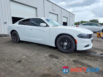 Czwarte zdjęcie samochodu z boku: 2021 DODGE CHARGER POLICE VIN:2C3CDXAT5MH528111 - miniatura