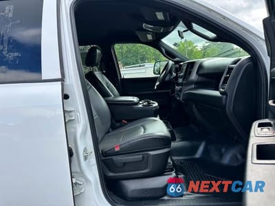 Zdjęcie 6 z 10 samochodu: 2023 RAM 3500 VIN:3C7WRSCL1PG511503 - miniatura