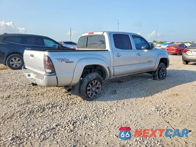 Trzecie zdjęcie samochodu z tyłu: 2006 TOYOTA TACOMA DOUBLE CAB PRERUNNER VIN:3TMJU62N56M027298 - miniatura