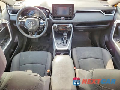 Zdjęcie 8 z 13 samochodu: 2019 TOYOTA RAV4 LE VIN:2T3LWRFV0KW001280 - miniatura