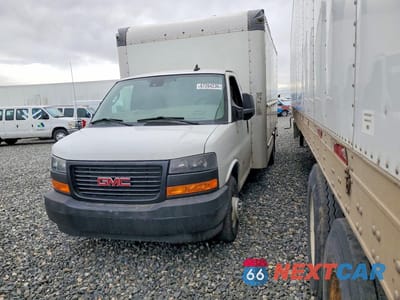 2021 GMC SAVANA CUTAWAY 3500 BOX TRUCK 7GZ37TC77MN011348 - główne zdjęcie licytacji z USA - miniatura