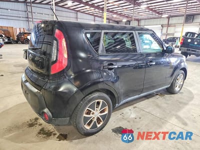 Trzecie zdjęcie samochodu z tyłu: 2016 KIA SOUL BASE VIN:KNDJN2A29G7303197 - miniatura