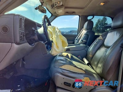 Zdjęcie 7 z 13 samochodu: 2004 CHEVROLET TAHOE K1500 VIN:1GNEK13Z64J143557 - miniatura