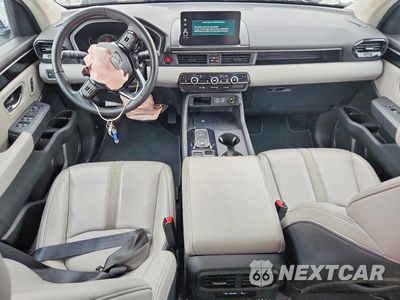 Zdjęcie 8 z 12 samochodu: 2025 HONDA PILOT EXL VIN:5FNYG2H4XSB037160 - miniatura