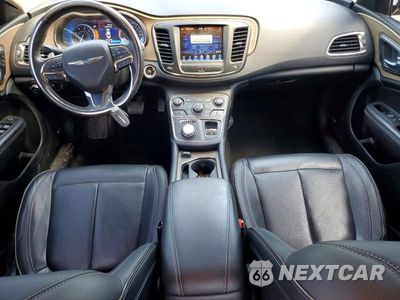 Zdjęcie 8 z 12 samochodu: 2015 CHRYSLER 200 C VIN:1C3CCCEG3FN542866 - miniatura