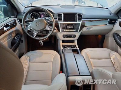 Zdjęcie 8 z 12 samochodu: 2012 MERCEDES-BENZ ML 350 4MATIC VIN:4JGDA5HB2CA016454 - miniatura