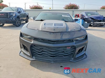 Zdjęcie 9 z 22 samochodu: 2011 CHEVROLET CAMARO SS VIN:2G1FJ1EJ2B9130653 - miniatura