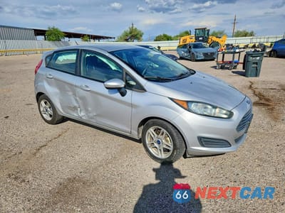 Czwarte zdjęcie samochodu z boku: 2019 FORD FIESTA SE VIN:3FADP4EJ1KM123897 - miniatura