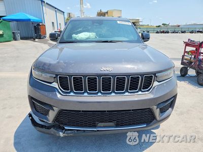 Piąte zdjęcie samochodu w środku: 2025 JEEP GRAND CHEROKEE LAREDO VIN:1C4RJHAG3SC267858 - miniatura